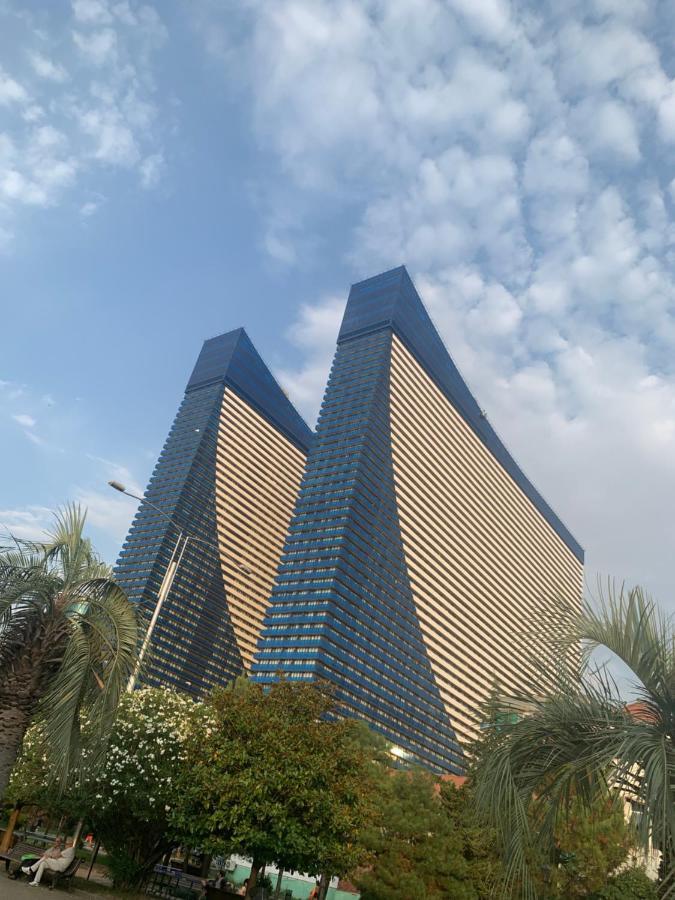 Orbi Twin Towers C Block Apartment Batumi Exterior photo